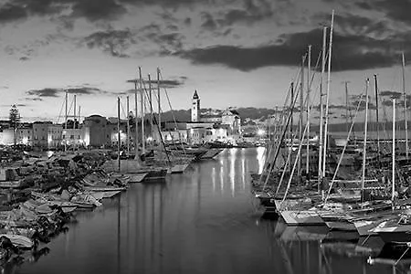 Al Vico Bed & Breakfast 4*